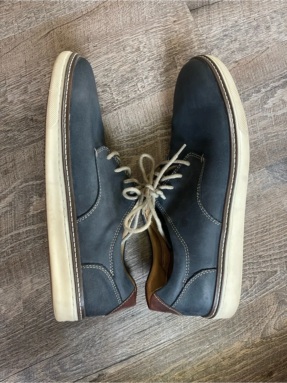 Johnston & Murphy McGuffey Plain Toe Derby shoes navy